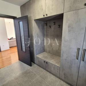 Vrbnik - Samostojeća kuća s pogledom na more!