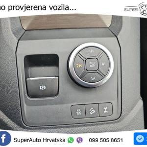 VW Amarok 3.0 TDI DoKa 4M Aut. 240 KS, ACC+LED+360+GR SJED+ASIST