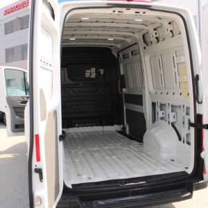 VW Crafter 2.0 TDi L3H3 140ks