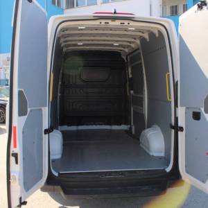 VW Crafter 2.0 TDi L3H3 140ks *KAMERA*