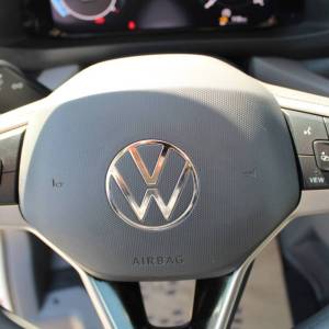 VW Crafter 2.0 TDi L3H3 140ks *KAMERA*