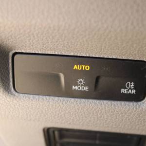 VW Crafter 2.0 TDi L3H3 140ks *KAMERA*