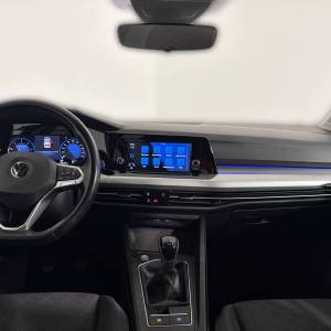 VW Golf 8 2.0 TDI LIFE - 3 godine jamstva