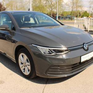 VW Golf VIII 1.0 eTSi DSG