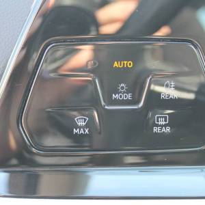 VW Golf VIII 1.0 eTSi DSG