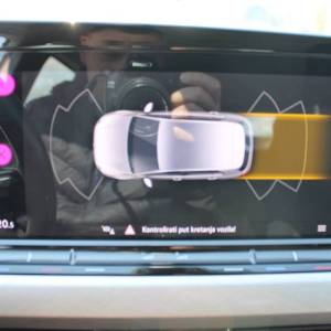 VW Golf VIII 1.0 eTSi DSG