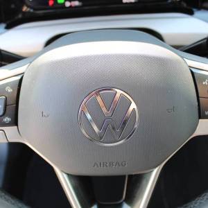 VW Golf VIII 1.0 eTSi DSG