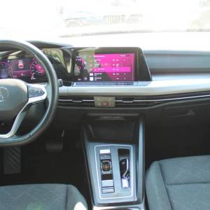 VW Golf VIII 1.0 eTSi DSG