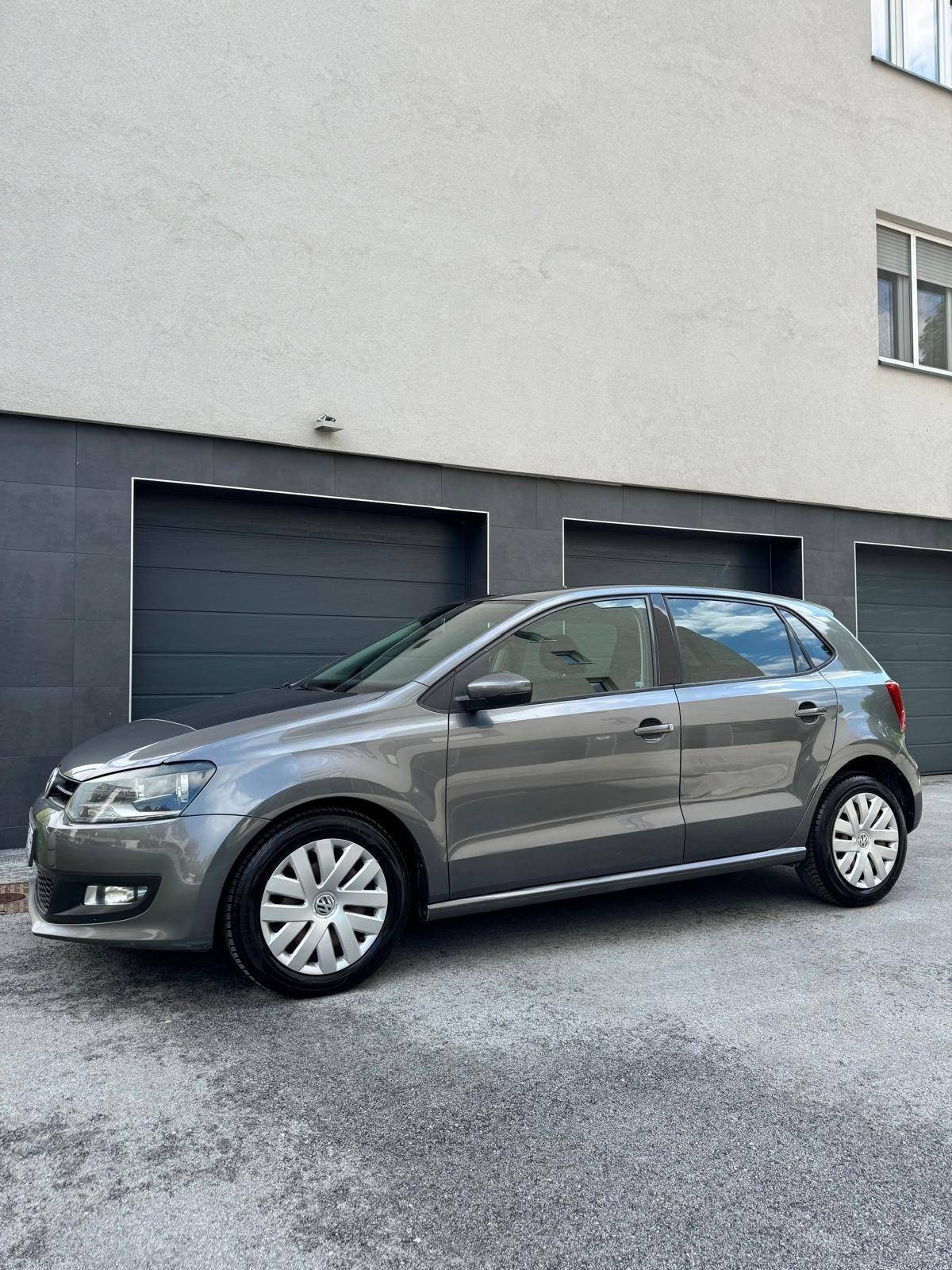 VW POLO 1.6TDI /prvi vlasnik/HR auto/servisna+računi/klima/odličan/