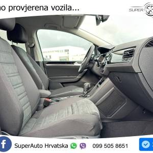 VW Touran 1.5 TSI DSG Highline 150 KS, 7-SJED+LED+ACC+GR SJED+VIRT+KAM+PARK