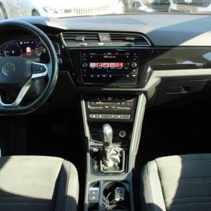 VW Touran 2.0 TDi DSG 150ks *VIRTUAL, NAVIGACIJA, KAMERA*