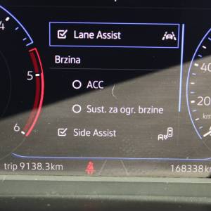 VW Touran 2.0 TDi DSG 150ks *VIRTUAL, NAVIGACIJA, KAMERA*