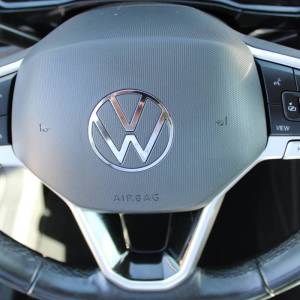 VW Touran 2.0 TDi DSG 150ks *VIRTUAL, NAVIGACIJA, KAMERA*