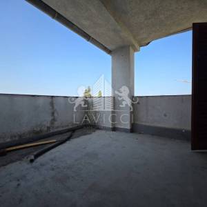 Zadar, Crvene kuće – roh bau stan 117 m² i garaža