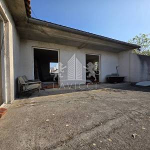 Zadar, Crvene kuće – roh bau stan 117 m² i garaža