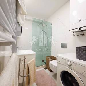 Zadar - Mocire | 3S+DB stan s vrtom