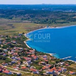 Zadar - okolica, Rtina, građevinsko zemljište, 1. red do mora