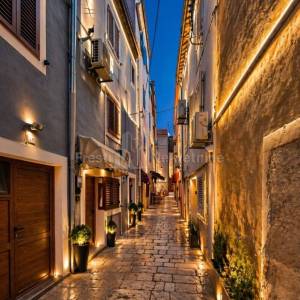 ZADAR, POLUOTOK,  APARTMANSKA KUĆA, UHODANA U TURISTIČKOM NAJMU