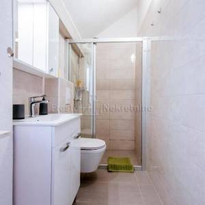 ZADAR, POLUOTOK,  APARTMANSKA KUĆA, UHODANA U TURISTIČKOM NAJMU