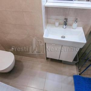 ZADAR, POLUOTOK,  APARTMANSKA KUĆA, UHODANA U TURISTIČKOM NAJMU