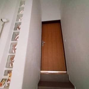 Zagreb-Dubrava, lijepo uređen 3S stan 60m2 s balkonom, zaseban ulaz