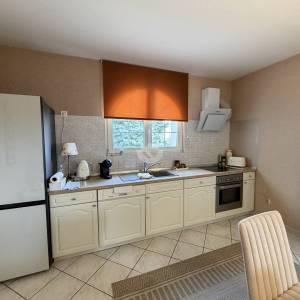 Zagreb, Dubrava-Novoselec, Kuća s dva stana 358 m2, na parceli  od  911 m2