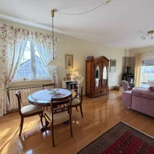 Zagreb, Dubrava-Novoselec, Kuća s dva stana 358 m2, na parceli  od  911 m2