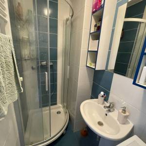 Zagreb-Folnegovićevo naselje, lijepo uređen 2S stan, odlična lokacija