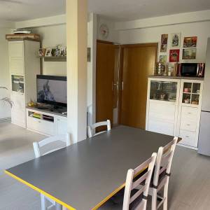 Zagreb-Folnegovićevo naselje, lijepo uređen 2S stan, odlična lokacija