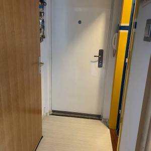 Zagreb-Folnegovićevo naselje, lijepo uređen 2S stan, odlična lokacija