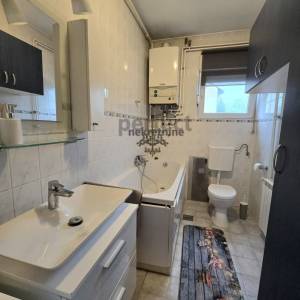 Zagreb-Gornja Kustošija, 2S stan s loggiom 52m2, mirna lokacija