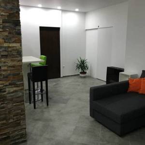 Zagreb-Kustošija, garsonijera 30m2 u prizemlju kuće, zaseban ulaz