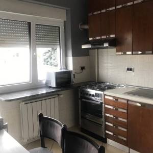 Zagreb-Kustošija,3S stan 80m2 na prvom katu kuće,blizina svih sadržaja