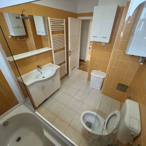 Zagreb-Miroševec, prostrani 5S stan 123.37m2, dvije terase + 2 VPM