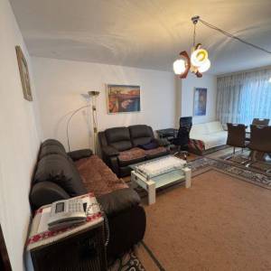 Zagreb-Prečko, 2-sobni stan s loggiom, 68m2, blizina svih sadržaja