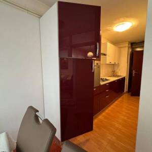 Zagreb-Prečko, 2-sobni stan s loggiom, 68m2, blizina svih sadržaja