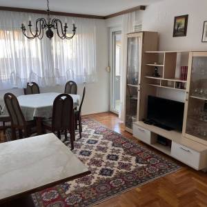 Zagreb, Stenjevec, 2-sobni stan 56m2 s vanjskim parkirnim mjestom