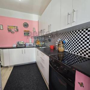 Zagreb, Stenjevec - Male putine, dvoetažni stan, 74m2