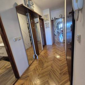 Zagreb-Trešnjevka, Sokolgradska, 4-sobni stan 103m2+šupa, namješten