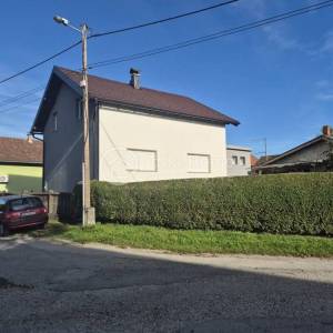 ZAGREB/JEŽDOVEC/210 m² KUĆA/1.410 m² PARCELA/uporabna!