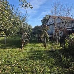 ZAGREB/JEŽDOVEC/210 m² KUĆA/1.410 m² PARCELA/uporabna!