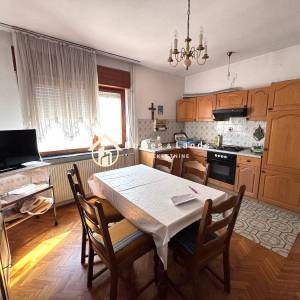 Zagreb,Sesvete,obiteljska kuća 270m2 s velikim prostranim dvorištem