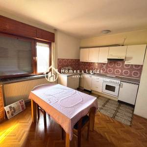 Zagreb,Sesvete,obiteljska kuća 270m2 s velikim prostranim dvorištem