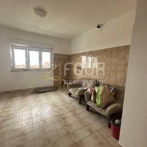 Zakup, Hosti, ured, 40m2