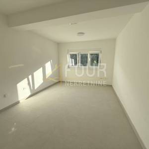 Zakup, Škurinje, poslovni prostor - uredi, 147m2