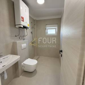 Zakup, Škurinje, poslovni prostor - uredi, 147m2