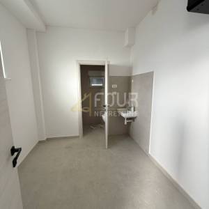 Zakup, Škurinje, poslovni prostor - radiona, 130m2