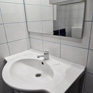 Zaprešić, kompletno adaptiran stan 32m2 s loggiom