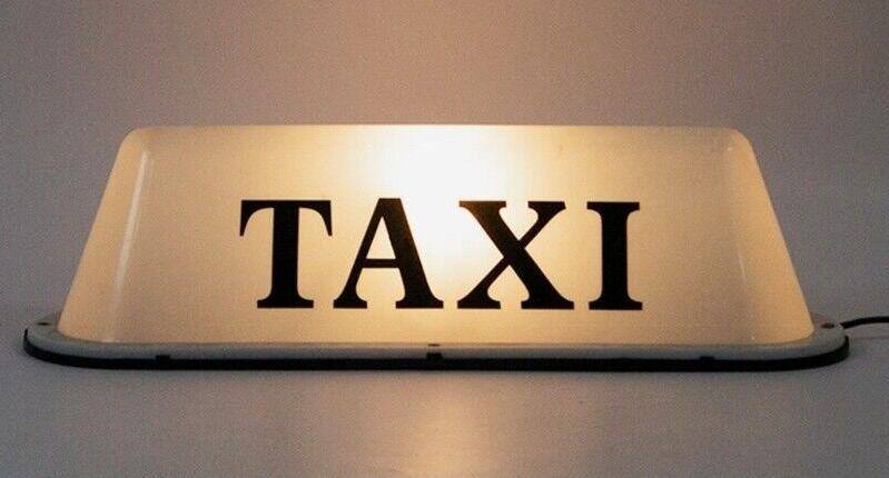 12v LED TAXI Znak 35Cm