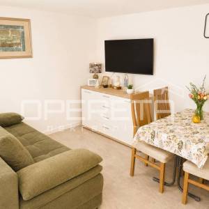 APARTMAN / KUĆA SA DVIJE STAMBENE JEDINICE – OKRUG GORNJI, ČIOVO